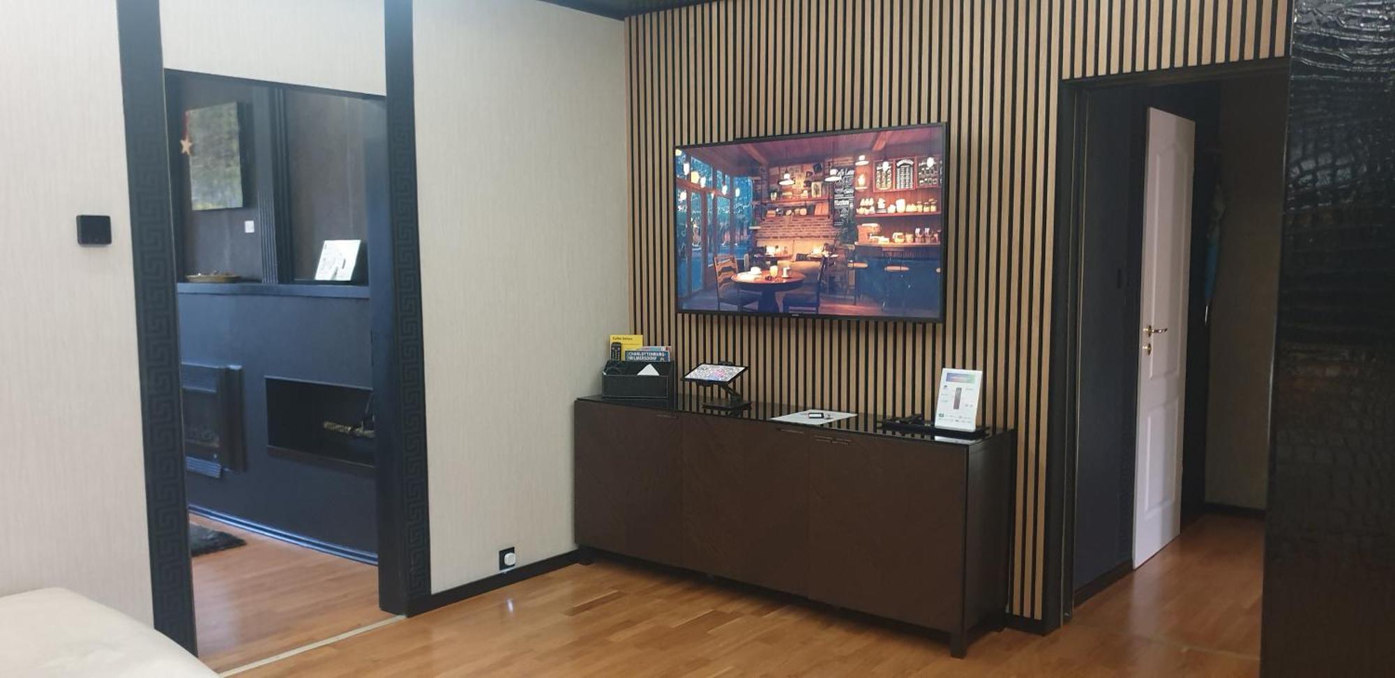 Miet-kamp Ruhig, Zentral, Nahe Messe, Ausgefallenes Design 2 Schlafzimmer Apartment *
