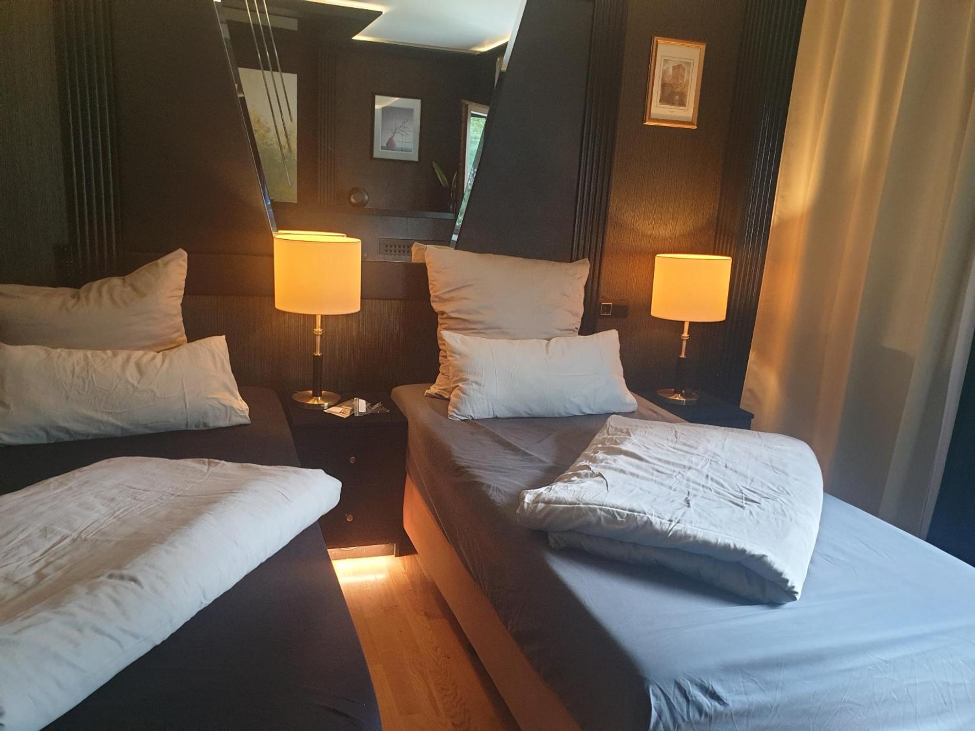 Miet-kamp Ruhig, Zentral, Nahe Messe, Ausgefallenes Design 2 Schlafzimmer Berlim